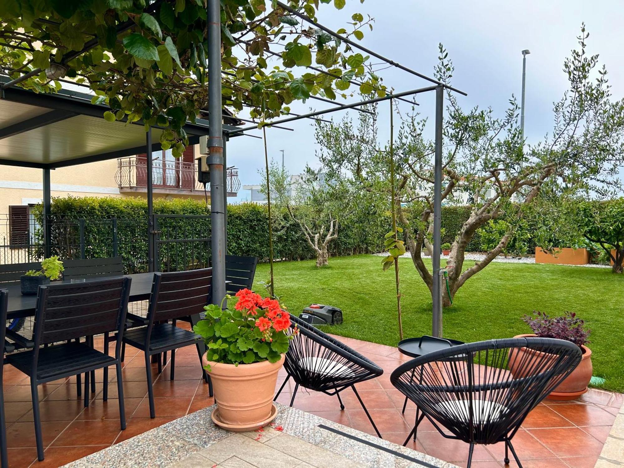 Apartments Sara Novigrad Istria Exterior foto